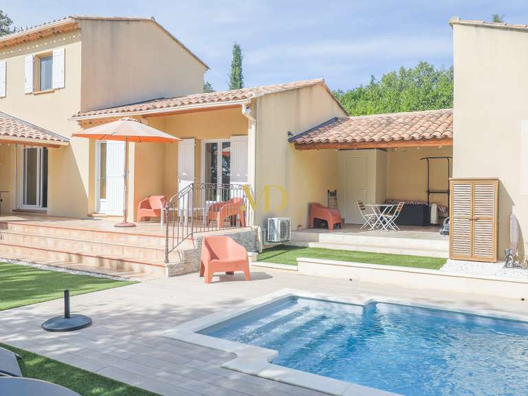 Maison Saint-Saturnin-lès-Apt - 3 chambres - 126m²