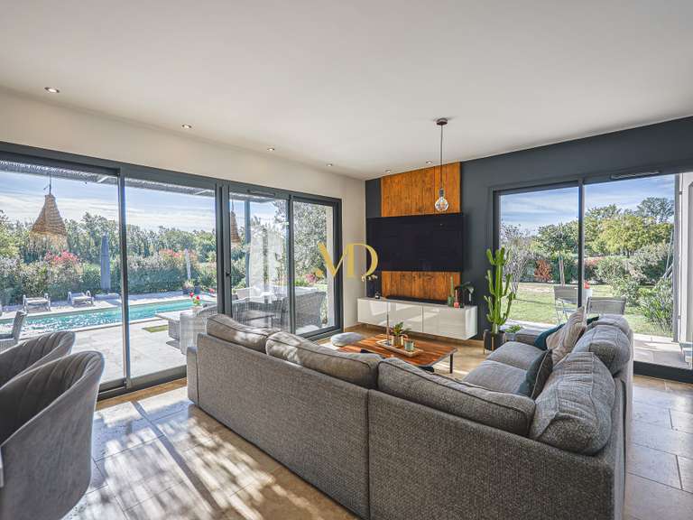 Maison Saint-Saturnin-lès-Apt - 3 chambres - 98m²