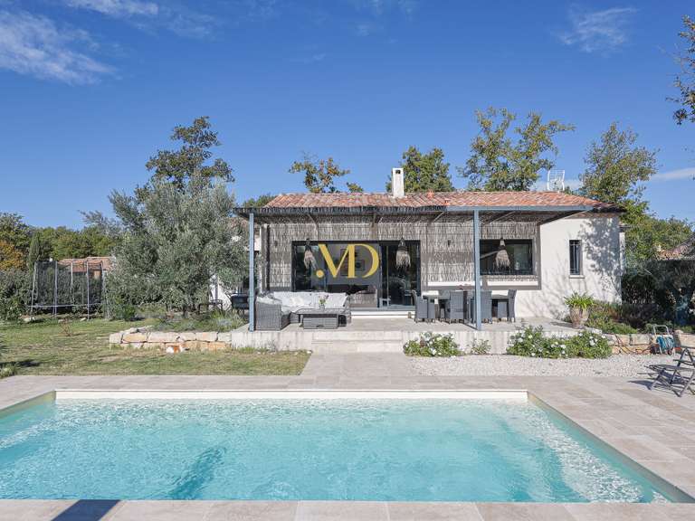 Maison Saint-Saturnin-lès-Apt - 3 chambres - 98m²