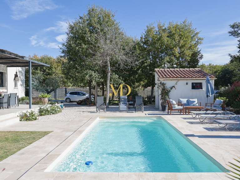 Maison Saint-Saturnin-lès-Apt - 3 chambres - 98m²