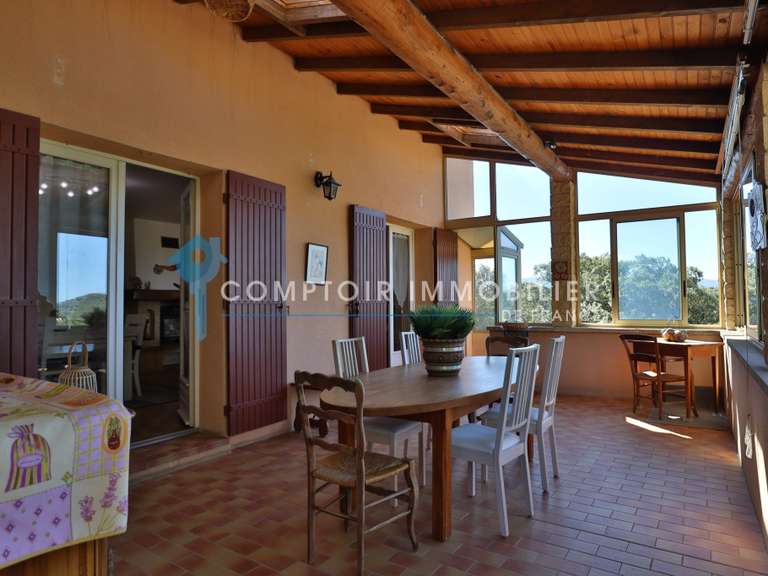 Maison Saint-Saturnin-lès-Apt - 3 chambres - 170m²