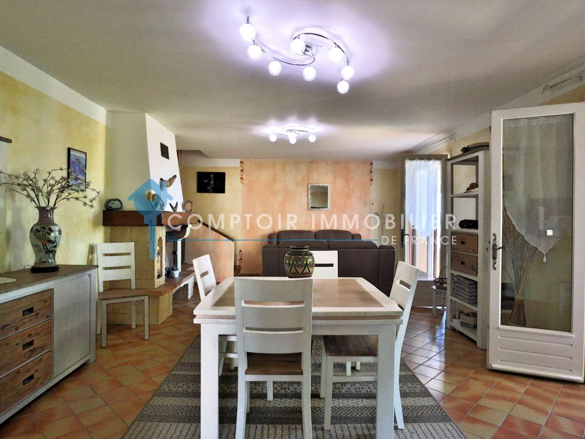 Maison Saint-Saturnin-lès-Apt