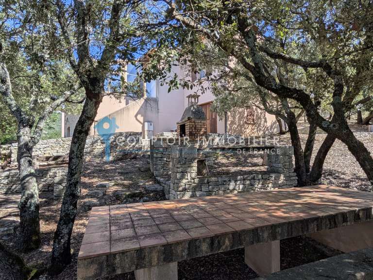 Maison Saint-Saturnin-lès-Apt - 3 chambres - 170m²