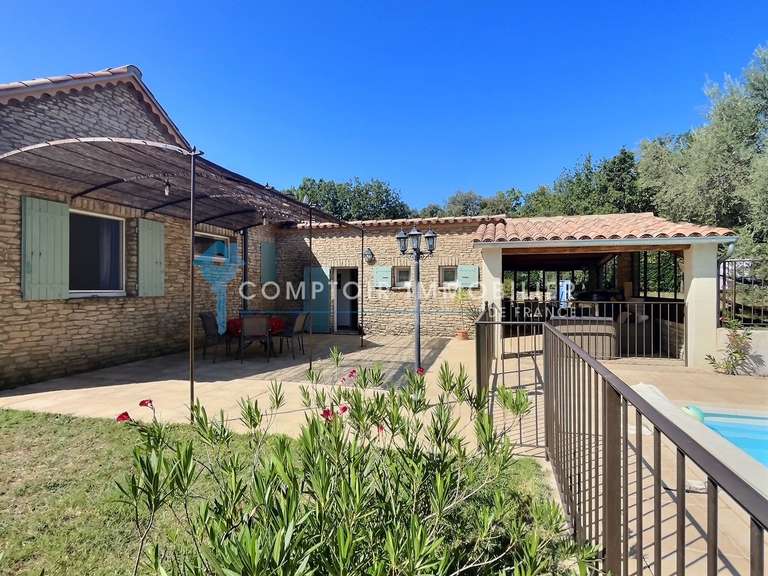Maison Saint-Saturnin-lès-Apt - 4 chambres - 132m²