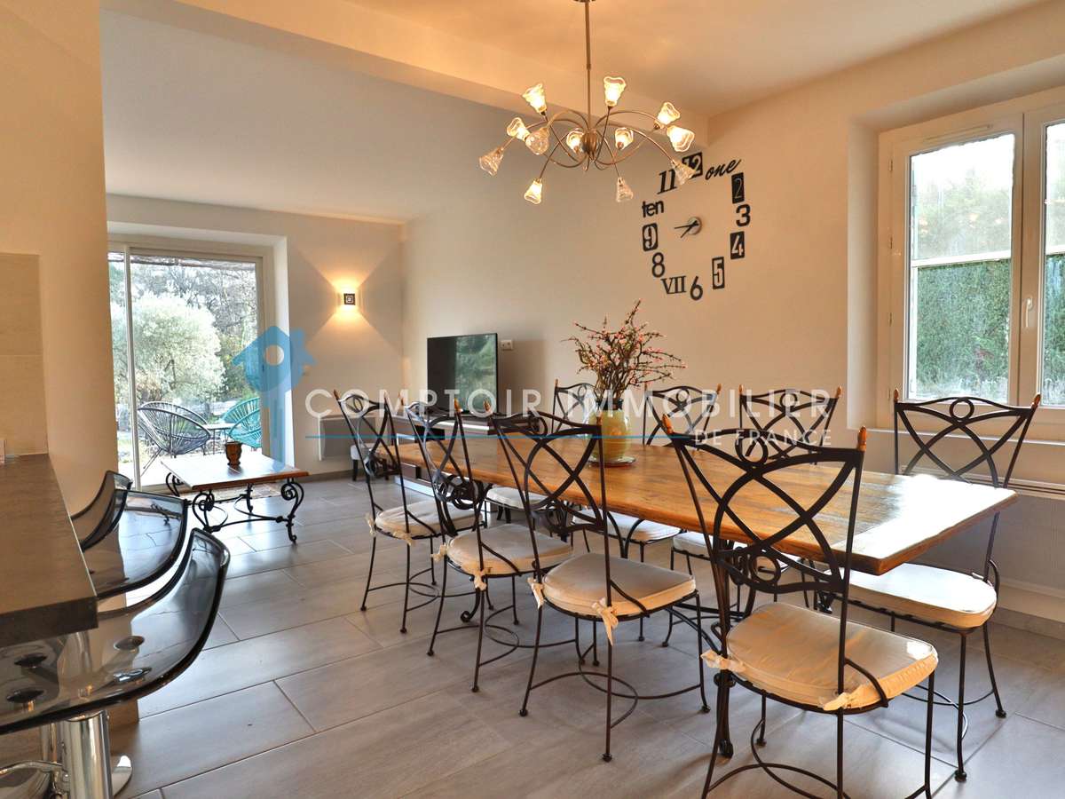 Maison Saint-Saturnin-lès-Apt