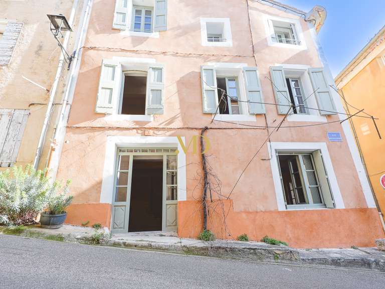 Maison Saint-Saturnin-lès-Apt - 3 chambres - 150m²