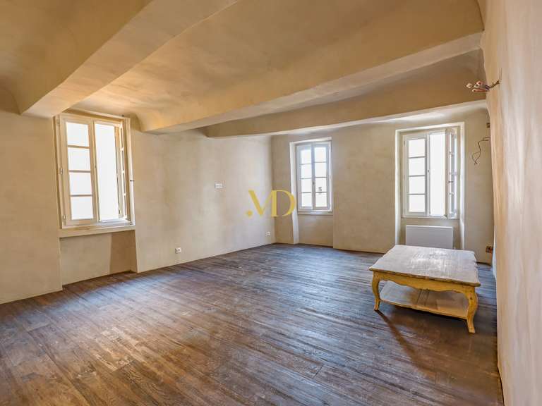 Maison Saint-Saturnin-lès-Apt - 3 chambres - 150m²