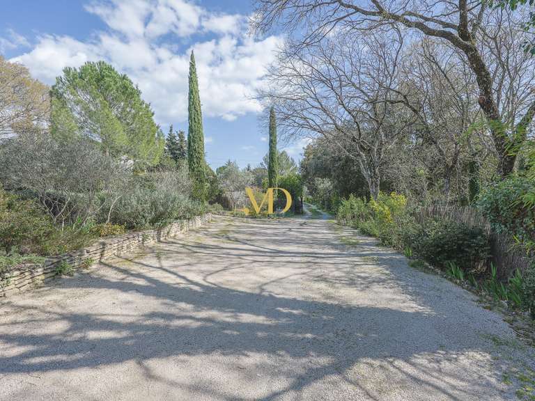 Maison Saint-Saturnin-lès-Apt - 4 chambres - 194m²