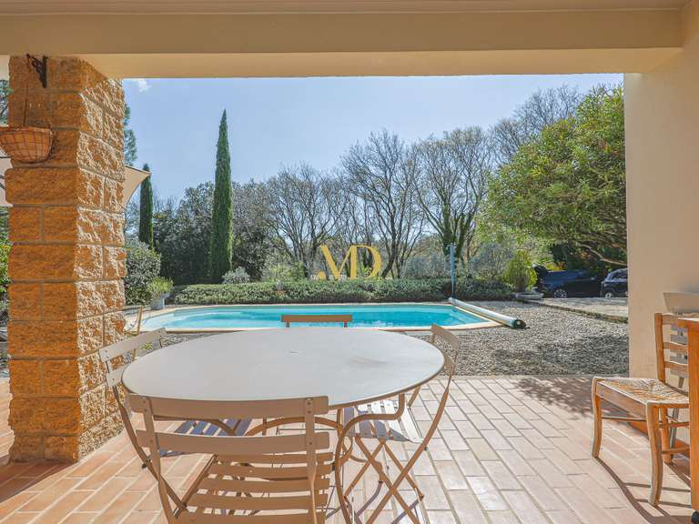 Maison Saint-Saturnin-lès-Apt - 4 chambres - 194m²