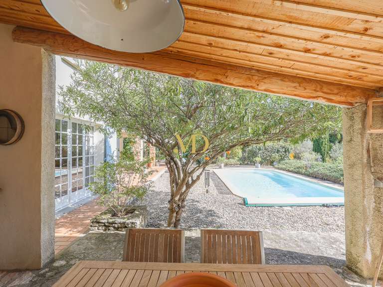Maison Saint-Saturnin-lès-Apt - 4 chambres - 194m²