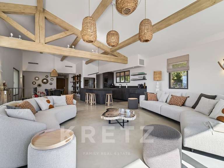Maison Saint-Saturnin-lès-Apt - 5 chambres - 230m²