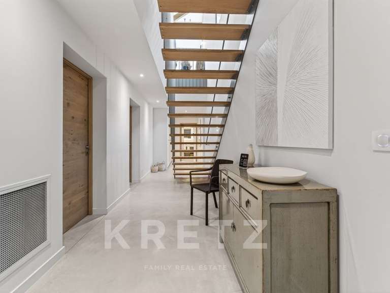Maison Saint-Saturnin-lès-Apt - 5 chambres - 230m²