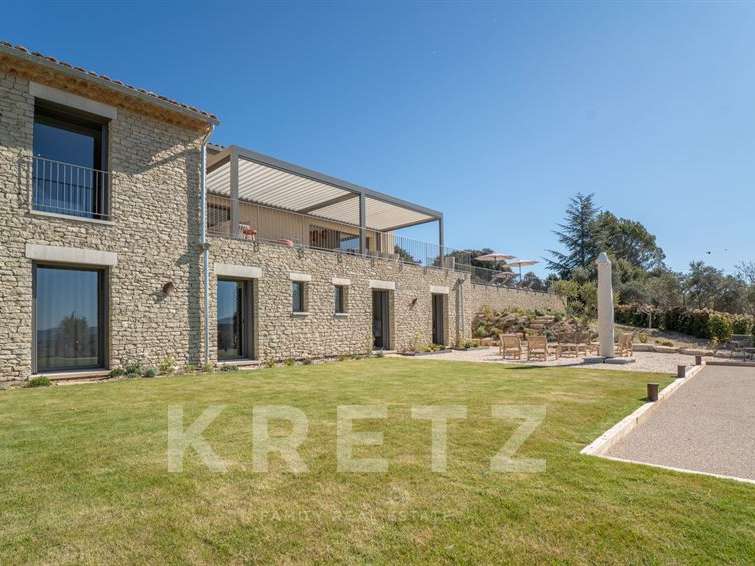 House Saint-Saturnin-lès-Apt - 5 bedrooms - 230m²