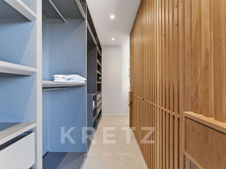 Maison Saint-Saturnin-lès-Apt - 5 chambres - 230m²