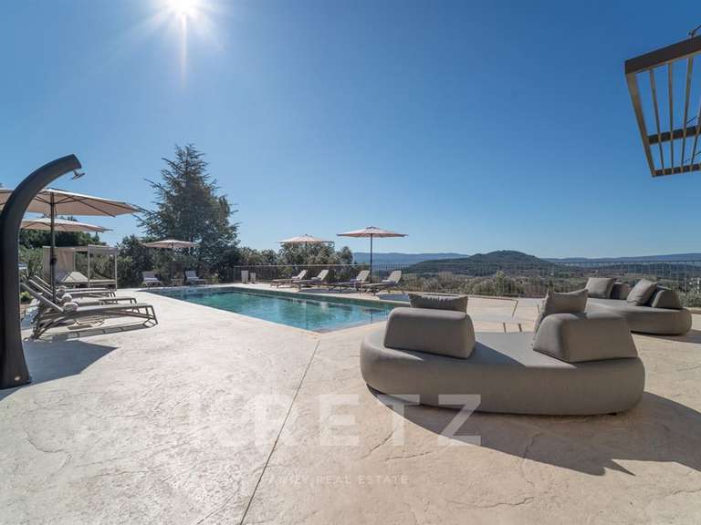 Maison Saint-Saturnin-lès-Apt - 5 chambres - 230m²