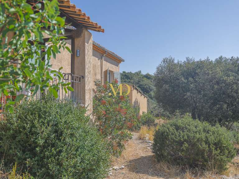 Maison Saint-Saturnin-lès-Apt - 4 chambres - 120m²