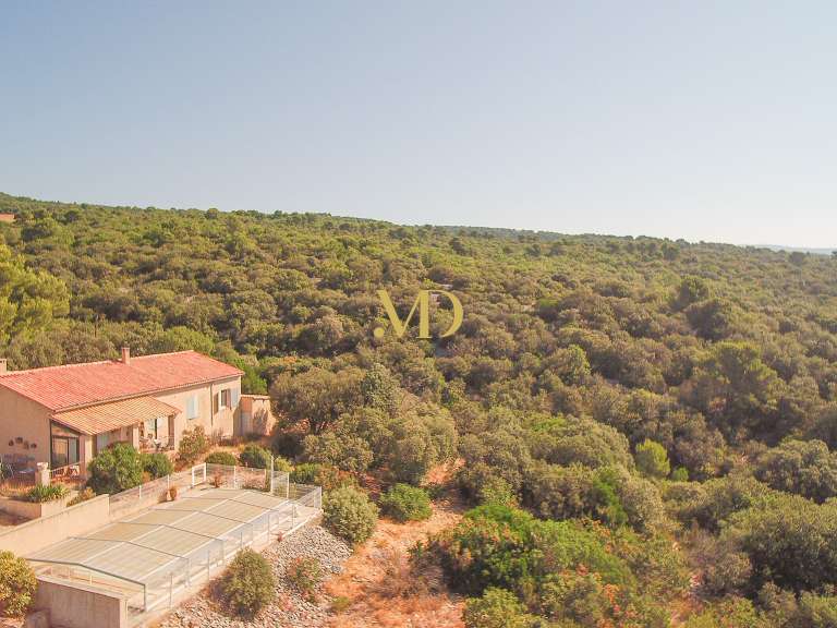 Maison Saint-Saturnin-lès-Apt - 4 chambres - 120m²