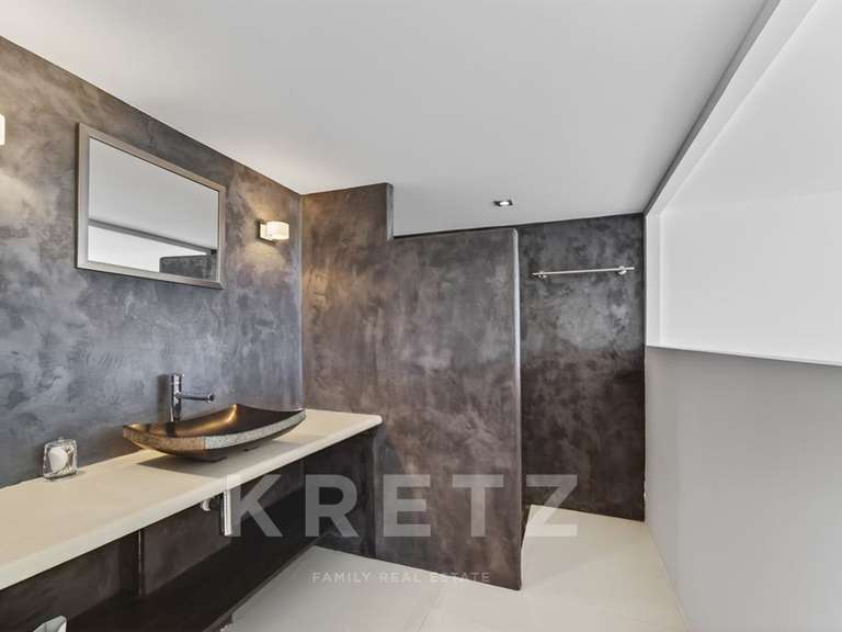 Maison Saint-Saturnin-lès-Apt - 5 chambres - 325m²