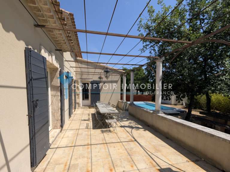 Maison Saint-Saturnin-lès-Apt - 5 chambres - 228m²