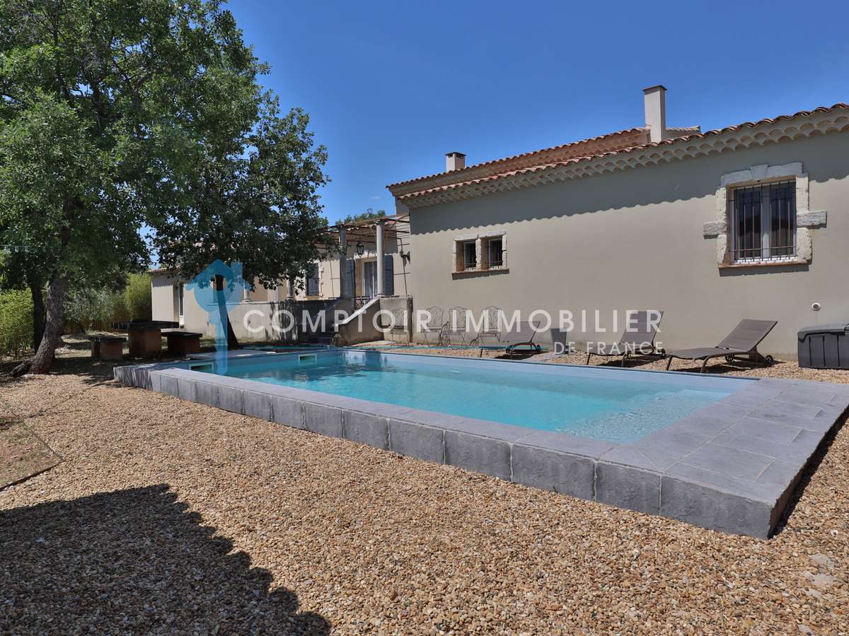 House Saint-Saturnin-lès-Apt