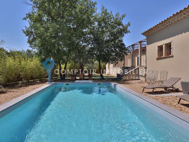 Maison Saint-Saturnin-lès-Apt - 5 chambres - 228m²