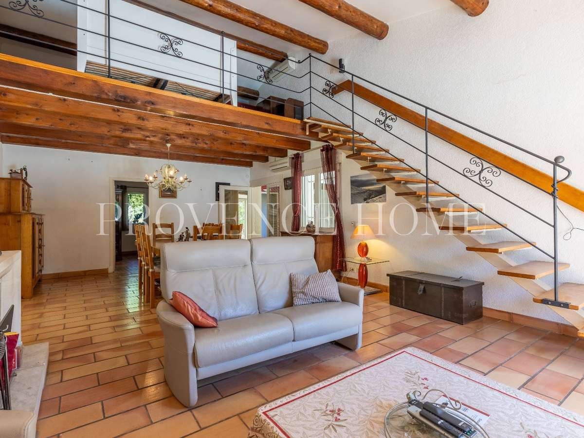 Maison Saint-Saturnin-lès-Apt