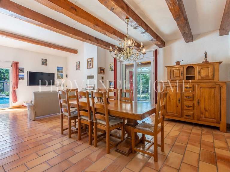 Maison Saint-Saturnin-lès-Apt - 3 chambres - 198m²