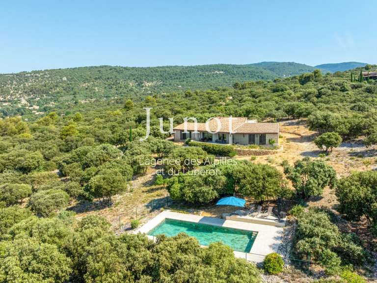 Maison Saint-Saturnin-lès-Apt - 3 chambres - 188m²