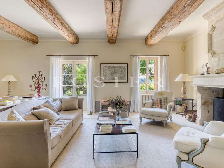 Maison Saint-Saturnin-lès-Apt - 6 chambres - 490m²