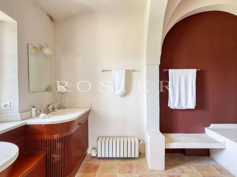Maison Saint-Saturnin-lès-Apt - 6 chambres - 490m²