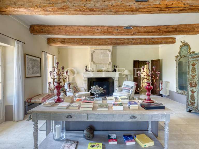 Maison Saint-Saturnin-lès-Apt - 6 chambres - 490m²
