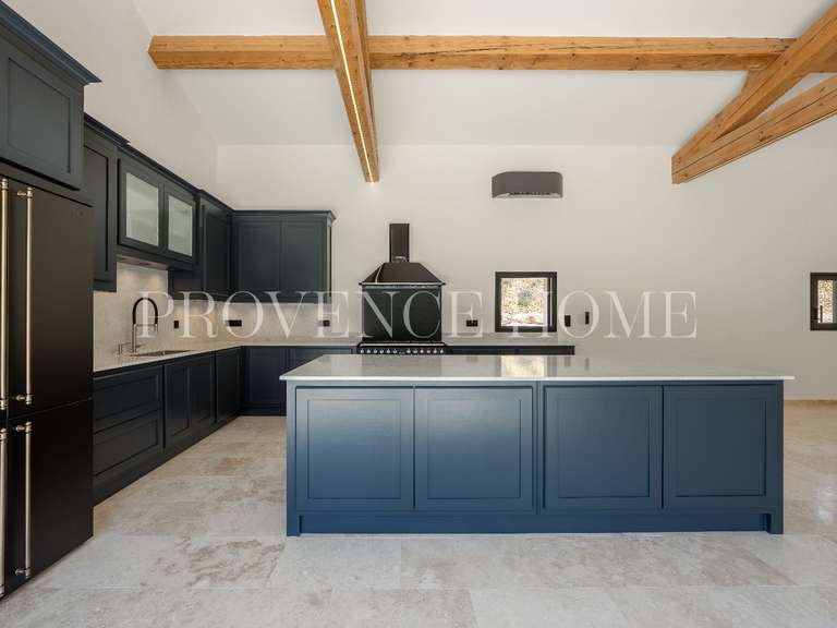 Maison Saint-Saturnin-lès-Apt - 4 chambres - 147m²