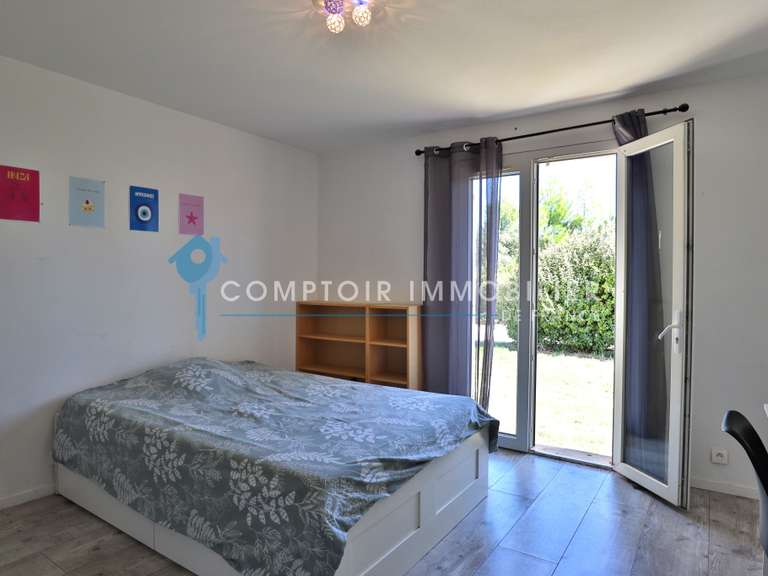 Maison Saint-Saturnin-lès-Apt - 5 chambres - 195m²