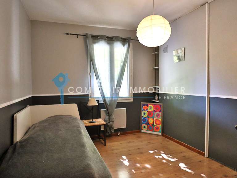 Maison Saint-Saturnin-lès-Apt - 5 chambres - 195m²