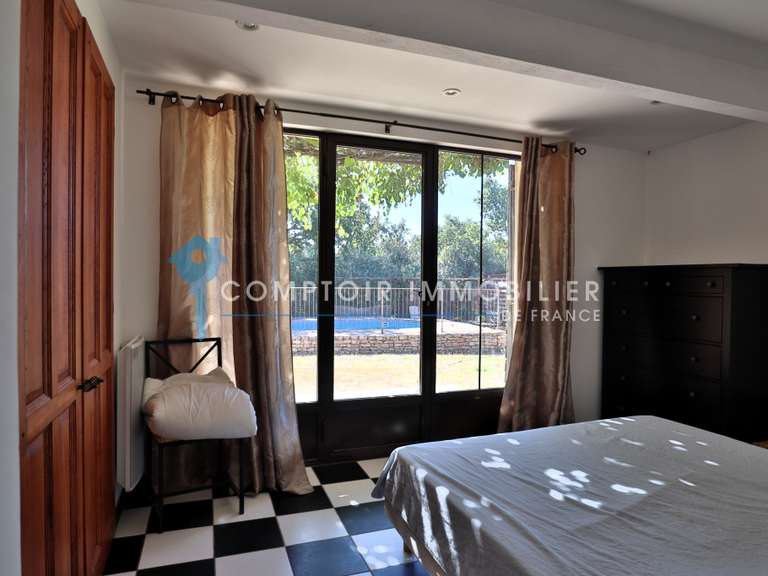 Maison Saint-Saturnin-lès-Apt - 5 chambres - 195m²