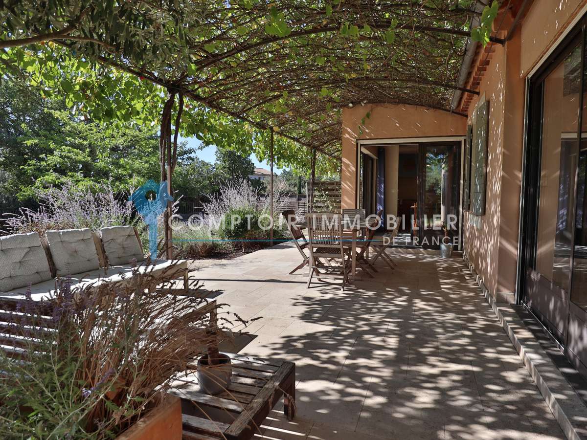 Maison Saint-Saturnin-lès-Apt