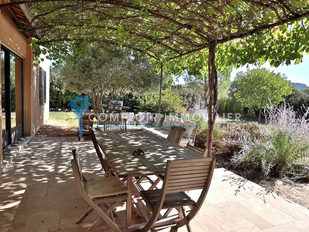 Maison Saint-Saturnin-lès-Apt