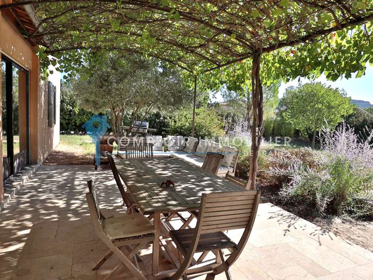 Maison Saint-Saturnin-lès-Apt - 5 chambres - 195m²