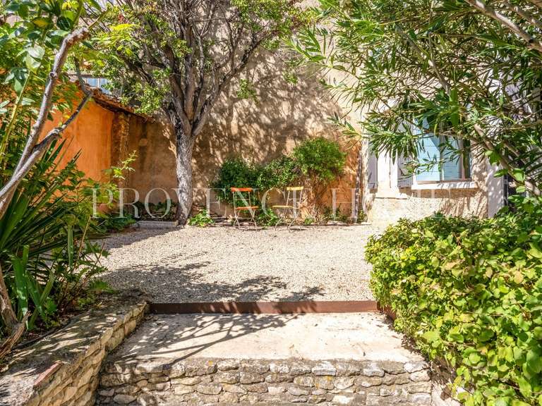 Maison Saint-Saturnin-lès-Apt - 5 chambres - 300m²