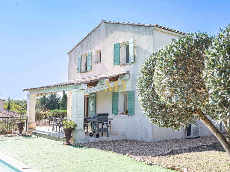 Maison Saint-Saturnin-lès-Apt - 4 chambres - 105m²