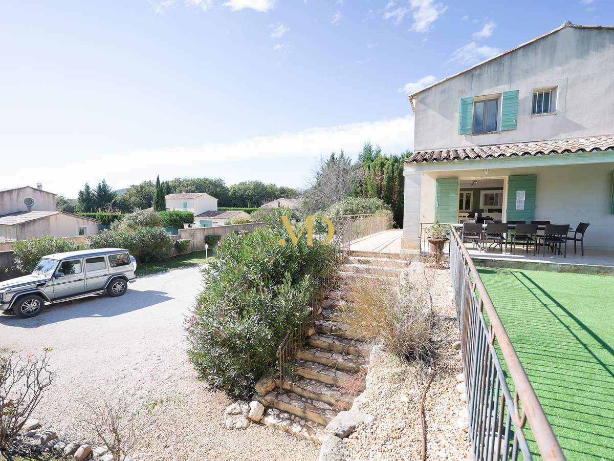 House Saint-Saturnin-lès-Apt