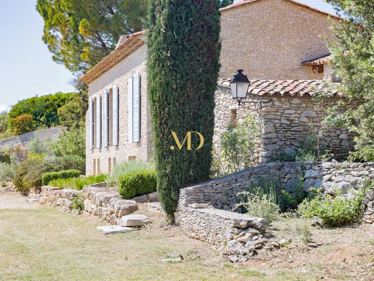 Maison Saint-Saturnin-lès-Apt - 7 chambres - 350m²