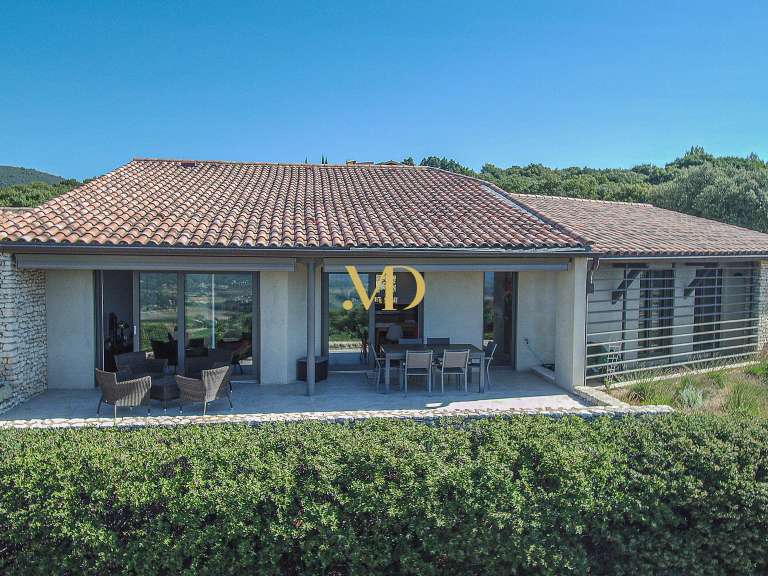 Maison Saint-Saturnin-lès-Apt - 4 chambres - 160m²