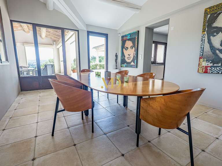 Maison Saint-Saturnin-lès-Apt - 5 chambres - 280m²