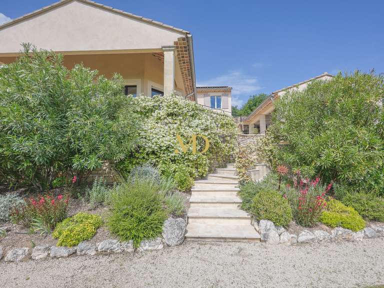 Maison Saint-Saturnin-lès-Apt - 5 chambres - 280m²