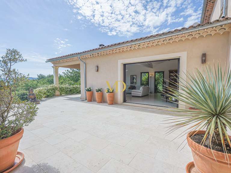 Maison Saint-Saturnin-lès-Apt - 5 chambres - 280m²
