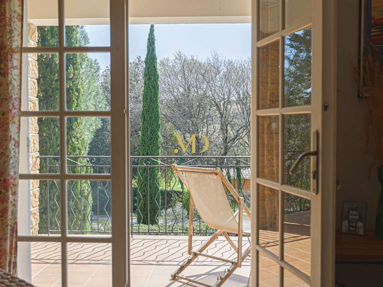 Maison Saint-Saturnin-lès-Apt - 4 chambres - 194m²
