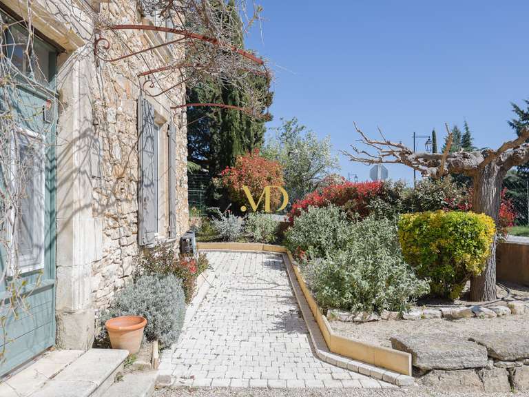 Maison Saint-Saturnin-lès-Apt - 4 chambres - 183m²