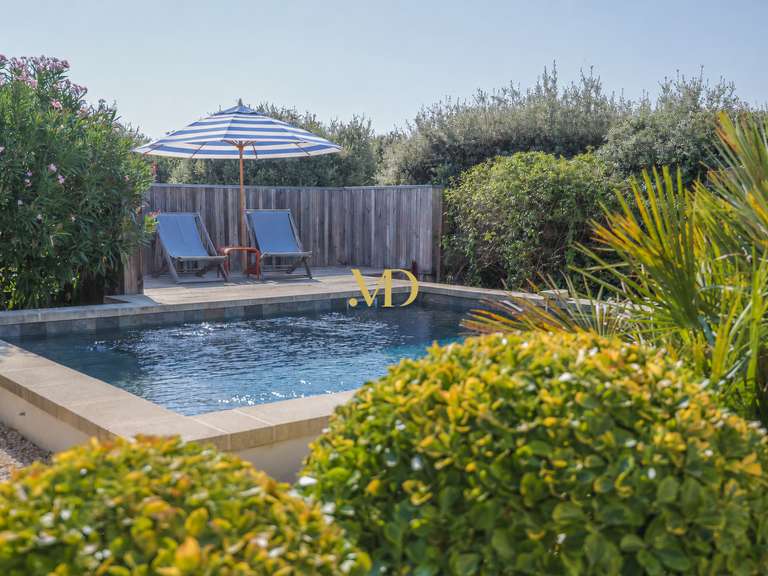 Maison Saint-Saturnin-lès-Apt - 3 chambres - 98m²