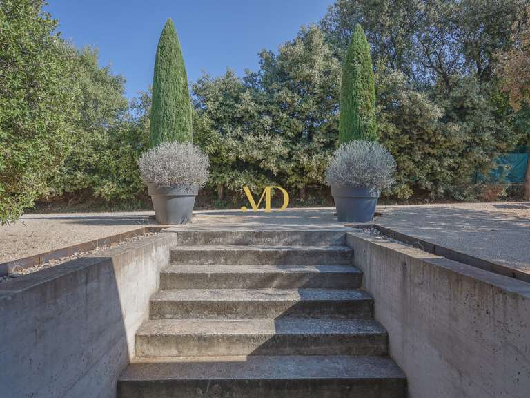 Maison Saint-Saturnin-lès-Apt - 3 chambres - 98m²